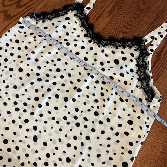 Bar III plus women’s polka dot camisole / tank eyelash lace neckline wht blk 1X - Picture 9 of 12